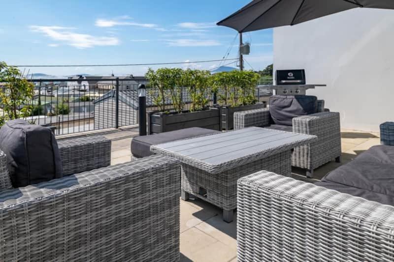Bayview Luxury 2 Bedroom Apartment Ground Floor Downings Bagian luar foto